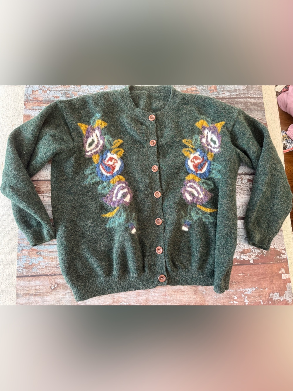 Dark Green Floral Thick Button-Up Women's Sweater No Brand or Size Tag